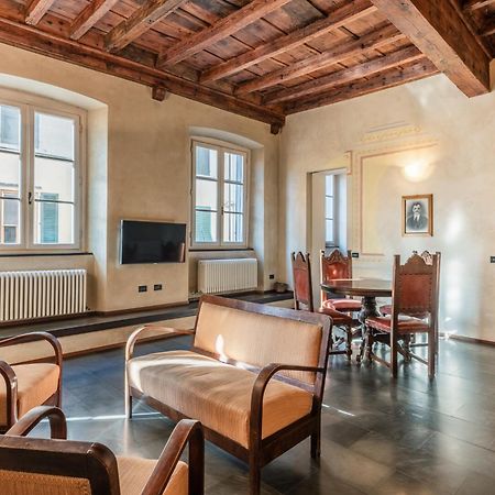 Appartamento Della Zecca - Affitti Brevi Italia ルッカ エクステリア 写真